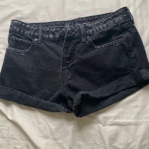 Cute black shorts no boundaries comfortable in a size 7 juniors